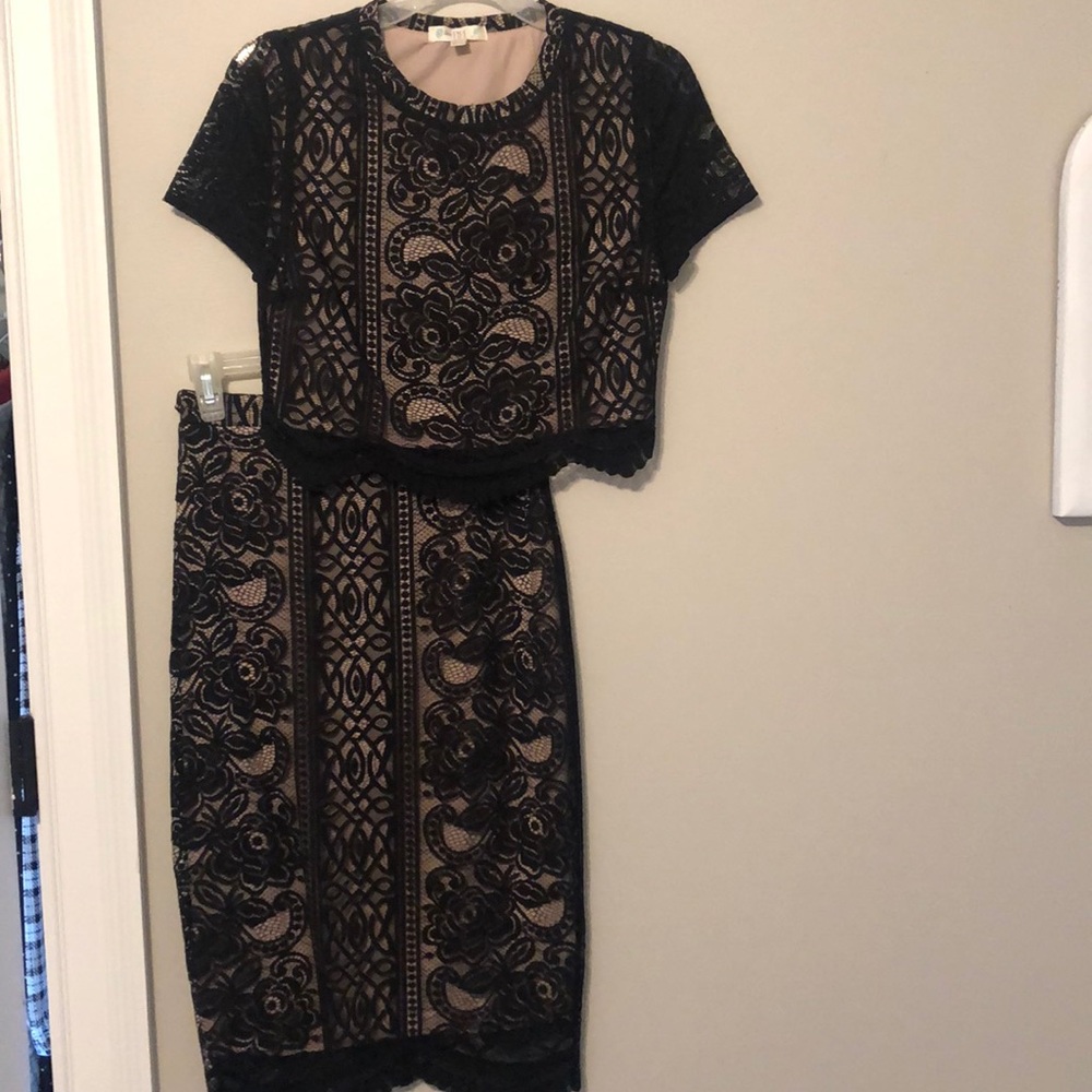 Two piece set